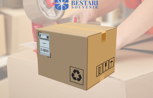 Proses Packing Payung di Bestari: Warna Beda, Penanganan Juga Beda