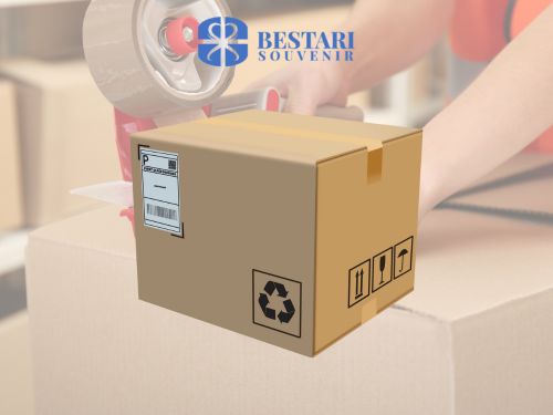 Proses Packing Payung di Bestari: Warna Beda, Penanganan Juga Beda