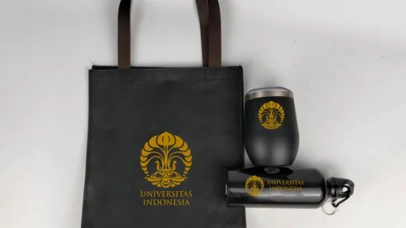Bestari Souvenir dan Filosofi Memberi: Karena Berbagi Itu Gaya Hidup